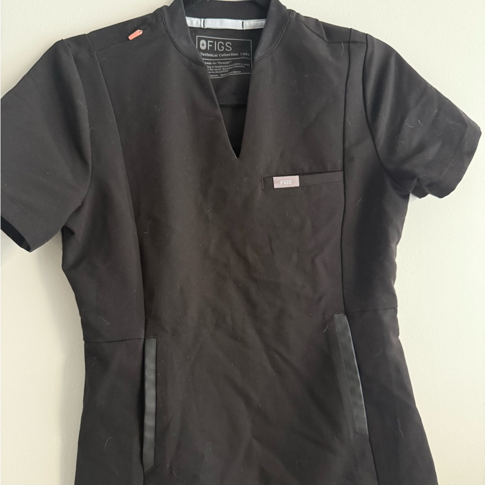 Figs Technical Collection Black Top